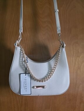 Laundry By Shelli Segal Cream Shoulder Bag with Gold Chain Accent